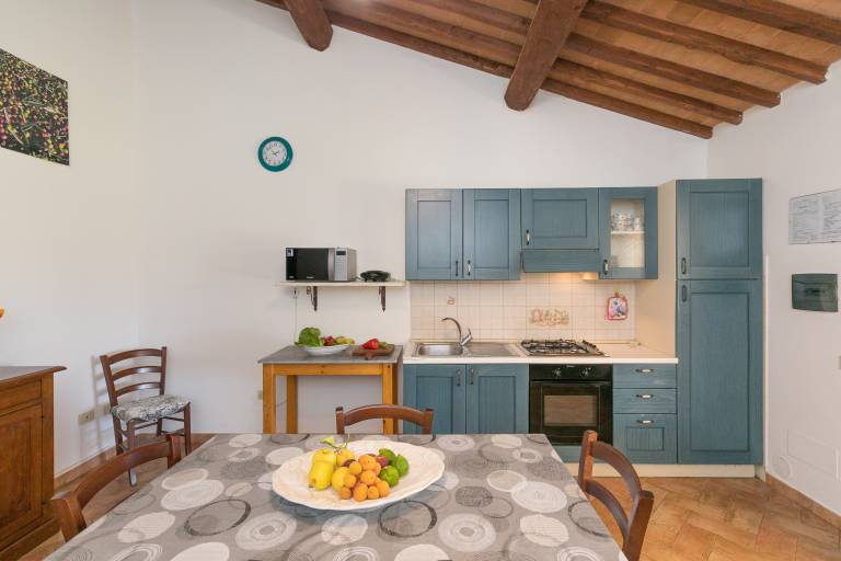 Farmhouse "Il Pino - Olivo" with Shared Pool, Private Terrace & Wi-Fi — photo 3