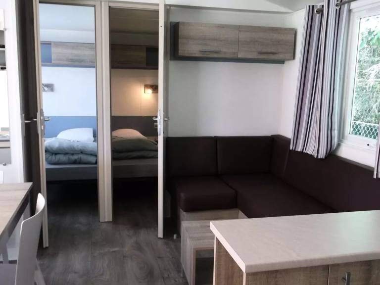 Mobile home with terrace, garden & grill | Close to the beach | Pets allowed — photo 3