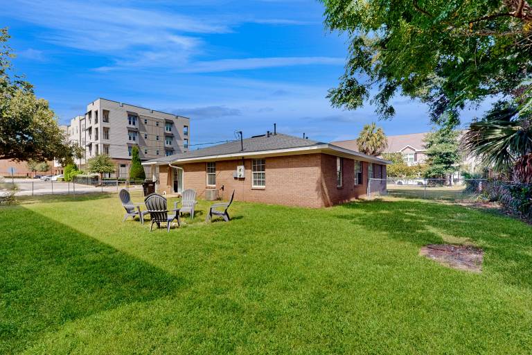 Downtown Duplex w/ Fire Pit: 1 Mi to Waterfront — photo 3