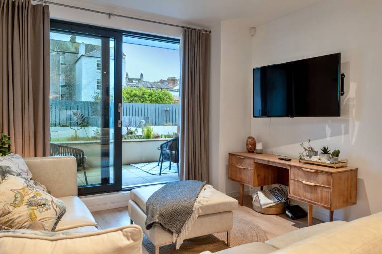 Wonderful holiday apartment with terrace & yard | Pets are welcome — photo 2