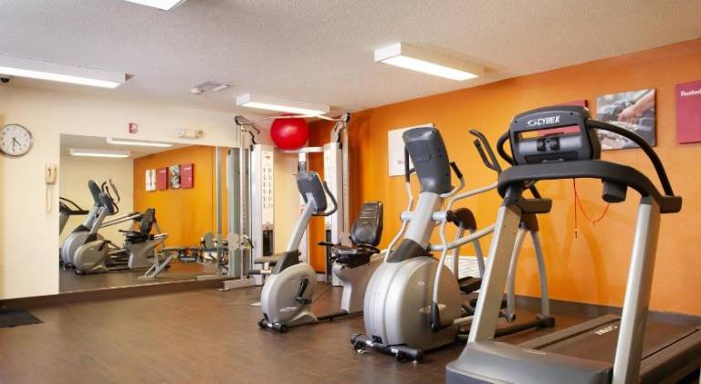 Holiday Inn Express & Suites Hayward By IHG