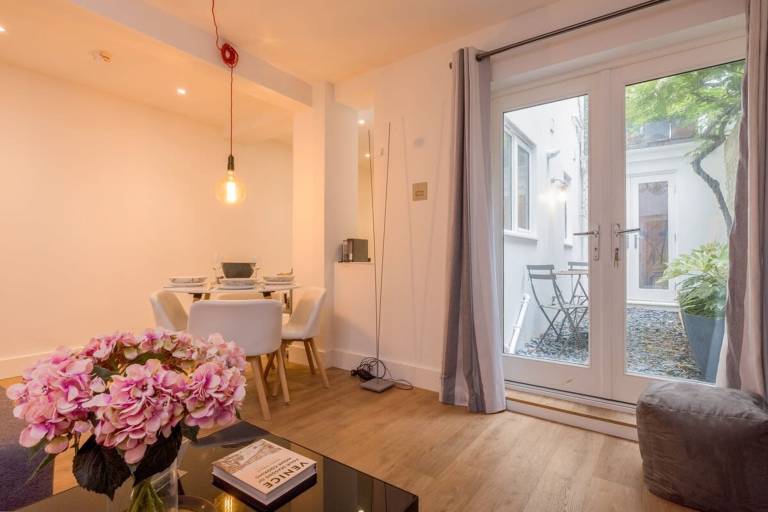 Rental apartment with 2 rooms for 4 persons — photo 3