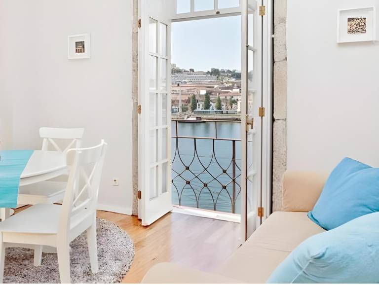Oporto Home - River Front — photo 3