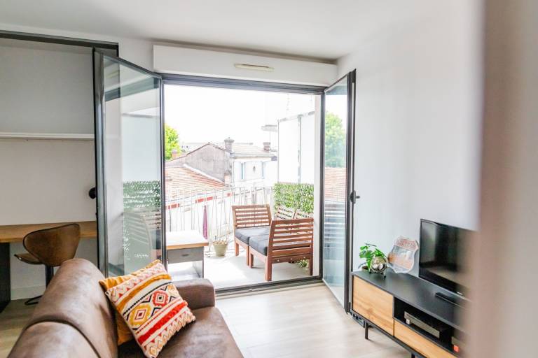 Fully equipped vacation home with fast internet & terrace | City view | Suitable for remote work | Dogs allowed — photo 4