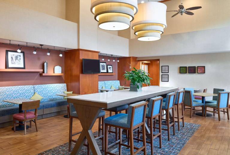 Hampton Inn & Suites Providence/Smithfield — photo 2