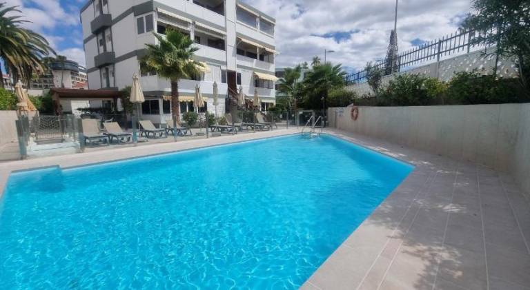 Rental apartment with patio, private pool & garden | Next to the beach | Pets allowed in San Bartolomé de Tirajana