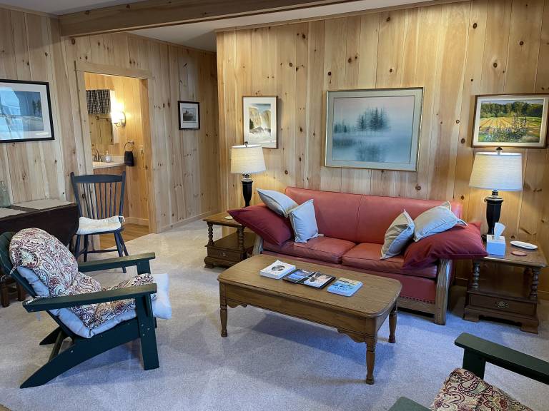 Apartment Stonington