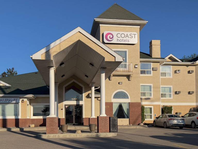 Coast Hinton Hotel in Hinton, AB