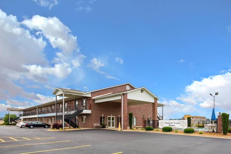 The Magnolia Hotel Searcy — photo 3