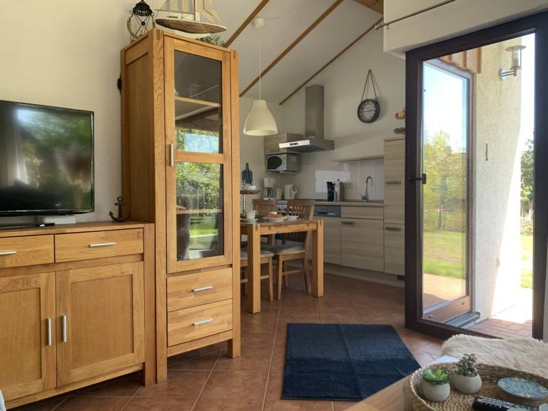 Vacation home with garden, grill & patio — photo 4