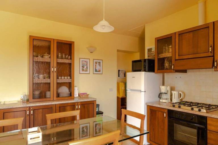 Holiday apartment with terrace, BBQ & yard | Good for workation | Dogs allowed — photo 4