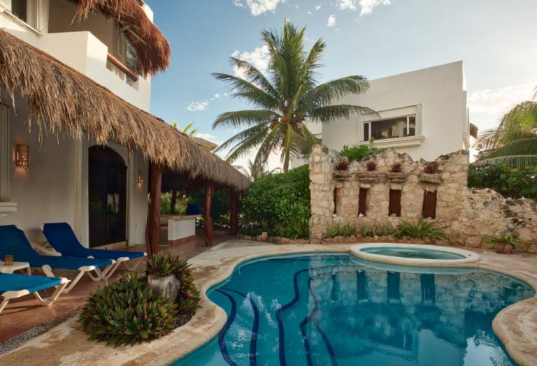 Villa with patio, barbecue & private pool | Sea view — photo 2
