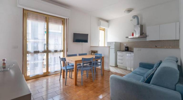 Rental apartment with 1 room for 7 persons in Laigueglia