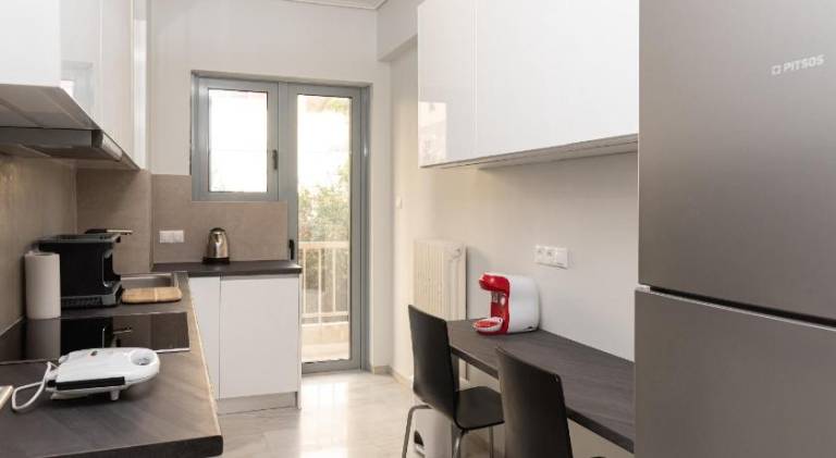 Apartment with terrace — photo 5