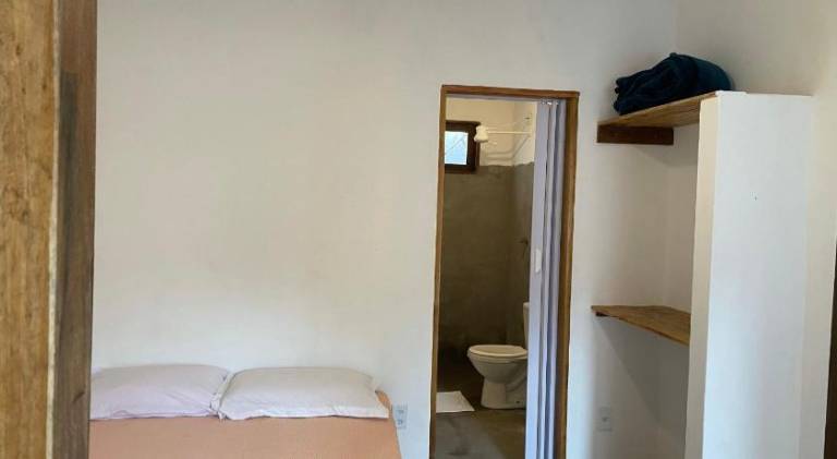 Lodge with terrace & yard | Beach nearby | Pets are welcome — photo 2