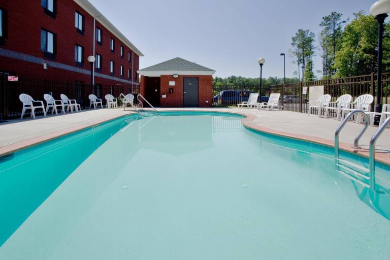Holiday Inn Express Hotel & Suites Suffolk By IHG — photo 3