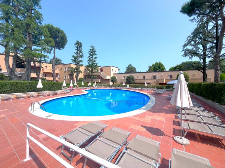 Holiday apartment with pool & terrace | Water view — photo 2