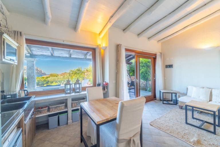 Child-friendly villa with patio, yard & private pool | Pet-friendly — photo 3