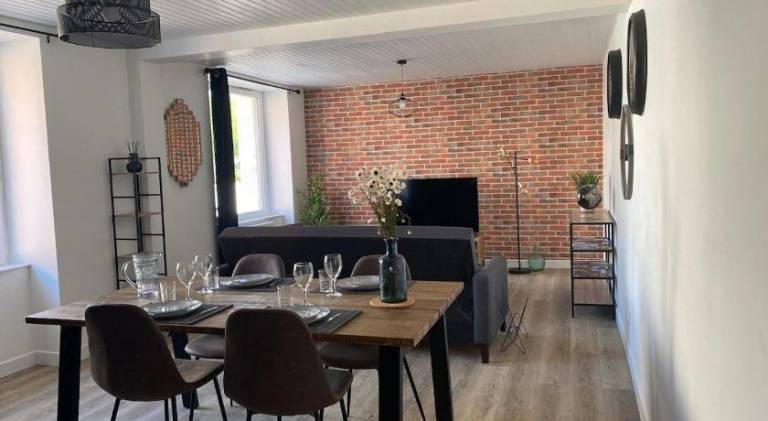 House with 2 rooms for 6 persons in Pontivy