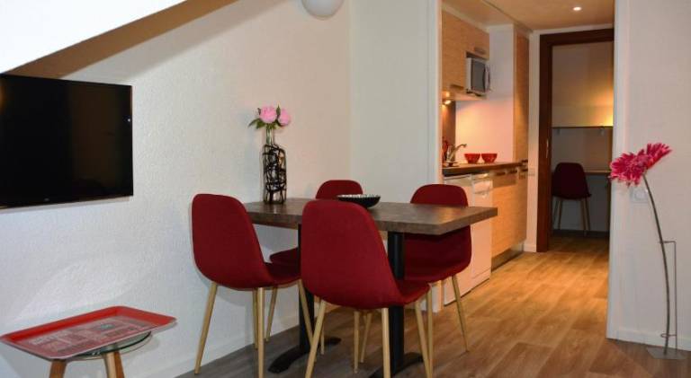 Serviced apartment for 5 persons — photo 2