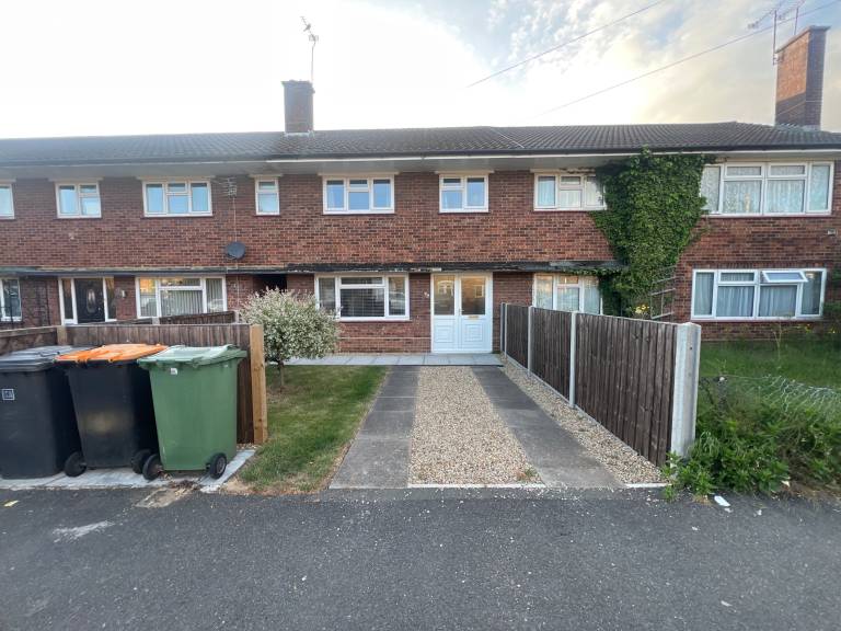 House Dunstable
