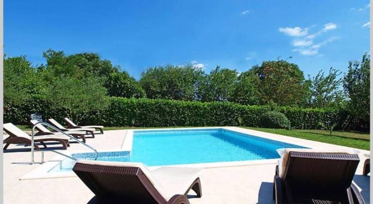 Villa with pool | Pet-friendly in Biograd na Moru