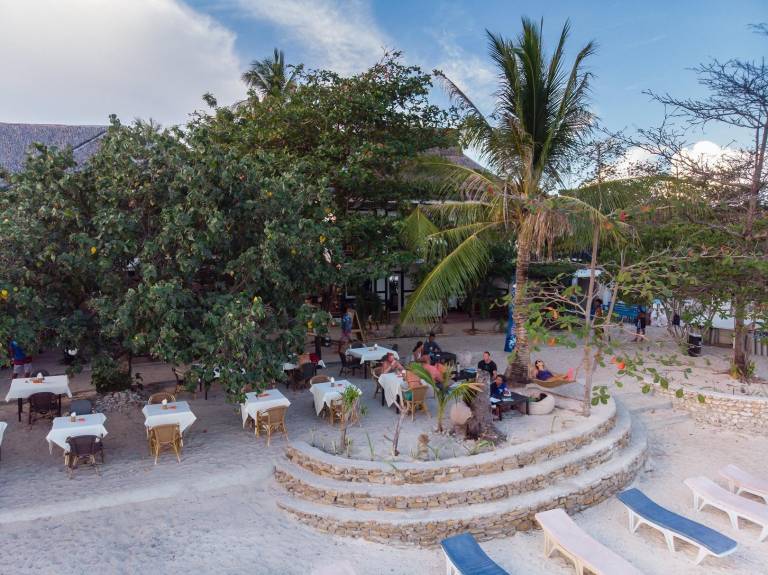 Hippocampus Beach Resort — photo 3
