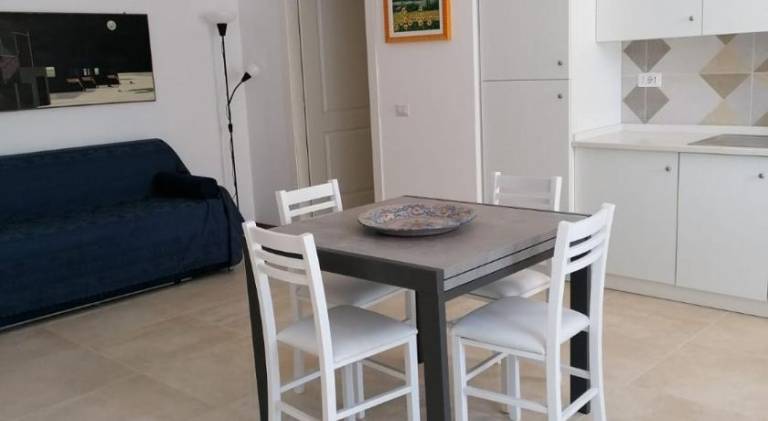 Vacation home with patio — photo 5