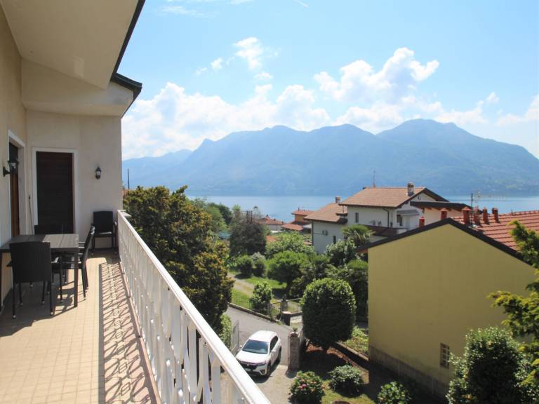 Fully equipped spacious vacation home with garden | Lake view | Pets are welcome — photo 4
