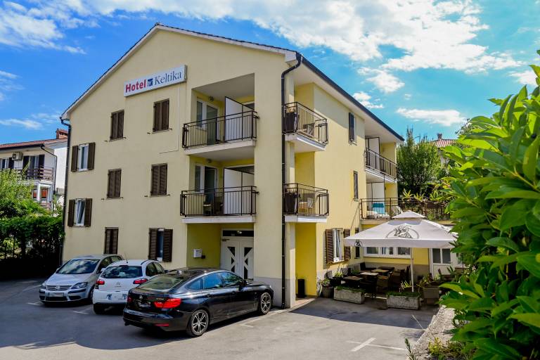 Bed & Breakfast  Izola