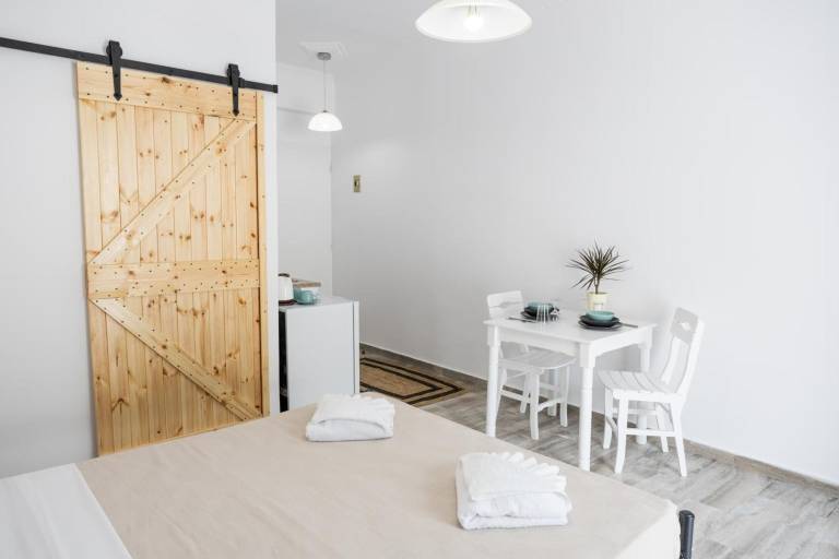 Studio | Sea view | Next to the beach | Pets allowed — photo 4