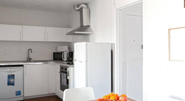 Fully equipped rental apartment | Close to Barcelona Cathedral | Pets are welcome — photo 5