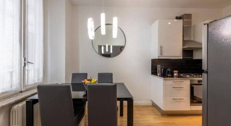 Boutique Apartment Porta Duomo, close to the lake! — photo 5