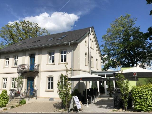 69 M² Ferienwohnung ∙ 2 Schlafzimmer ∙ 6 Gäste - Marktredwitz