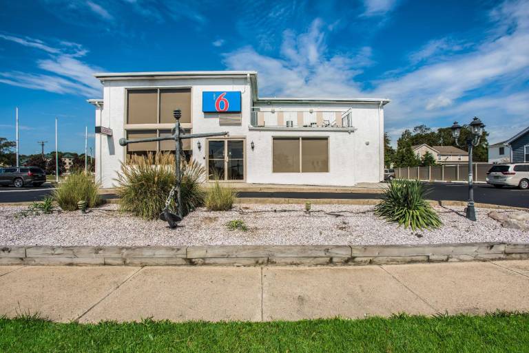 Motel 6 Somers Point, NJ - Ocean City - Wild Wood Beach in Somers Point, NJ