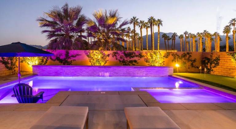 Luxury Rental Signature PGA West Pool Spa Putting green in Riverside, CA