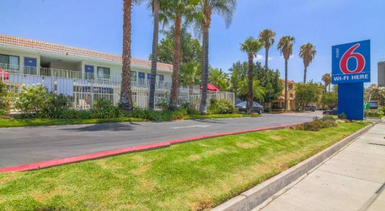 Motel 6 Simi Valley, CA — photo 5