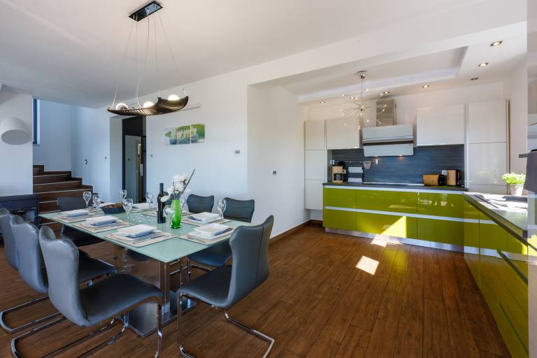 Fully equipped wonderful vacation home with barbecue, garden & private pool | Sea view | Dogs allowed — photo 3