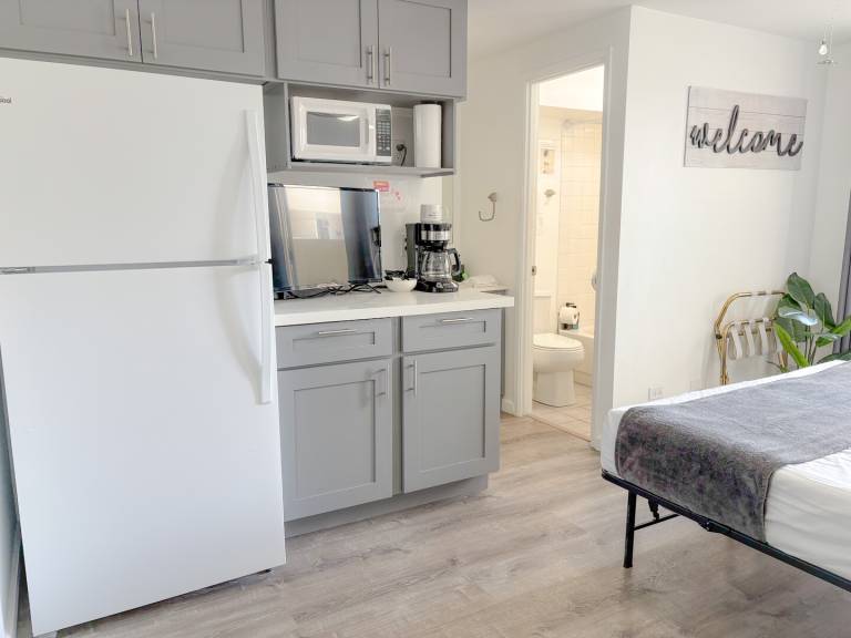 Family-oriented apartment | Near Honolulu Zoo | Beach nearby | Dogs allowed — photo 4