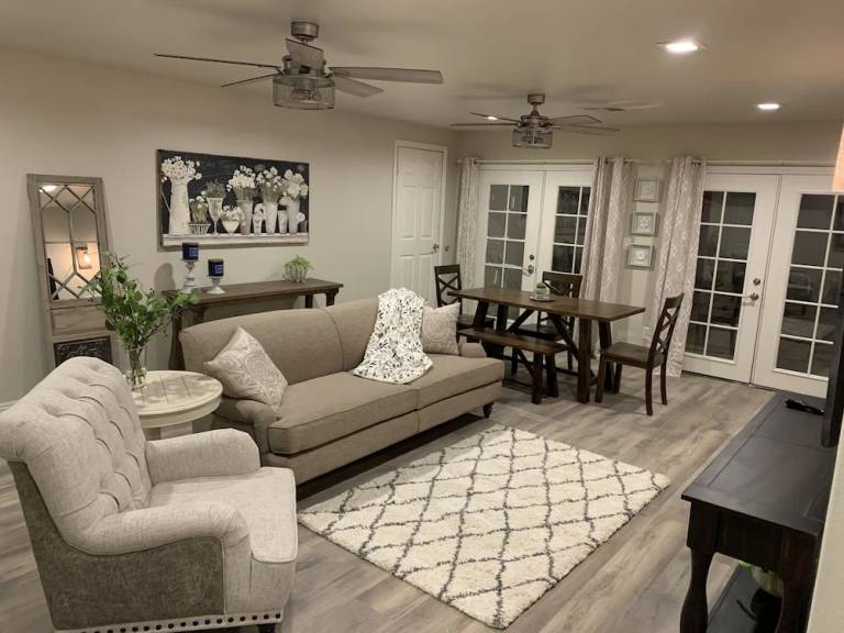 House  Tustin