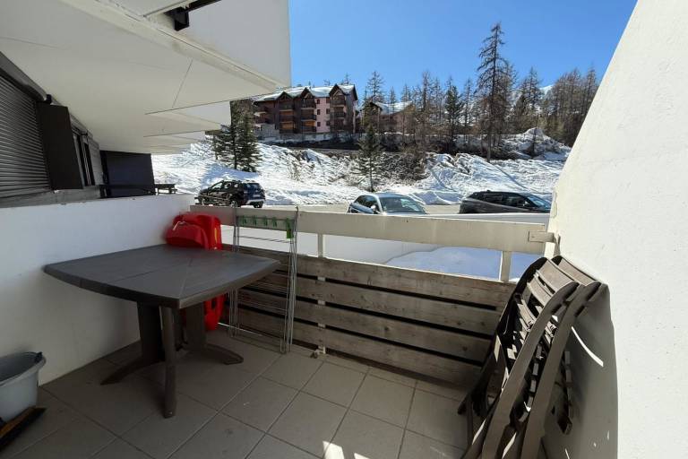 Child-friendly lovely studio | Mountain view | Next to the ski | Dogs allowed — photo 4