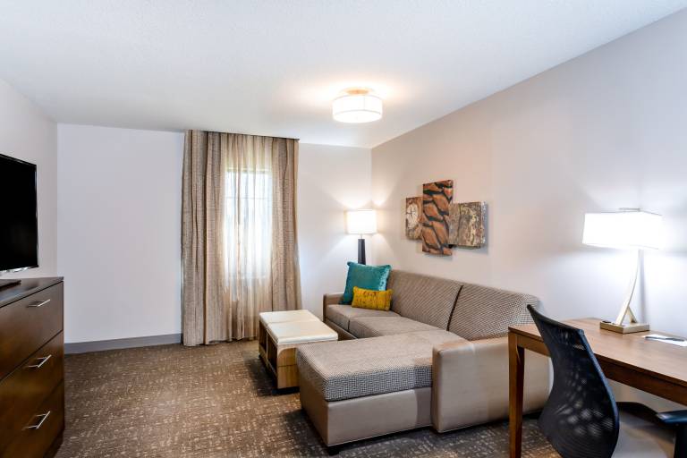 1 Bdrm Suite 1 Queen Nonsmoke