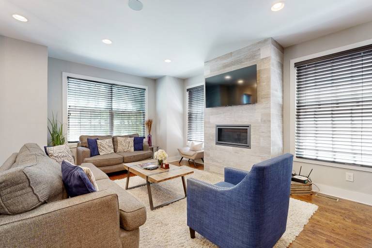 House  Brentwood