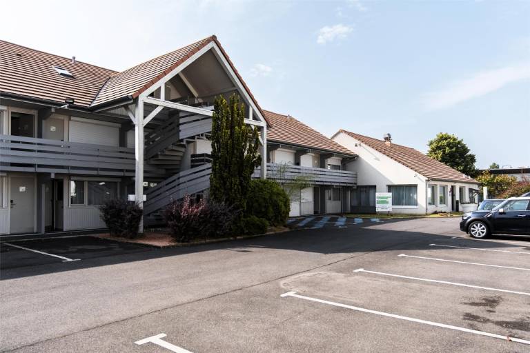 Campanile Montesson Le Vesinet Hotel — photo 4