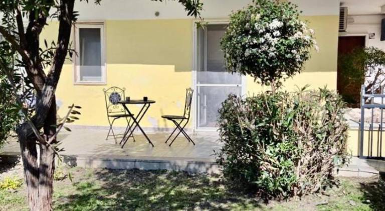 Rental apartment with 2 rooms for 5 persons — photo 4