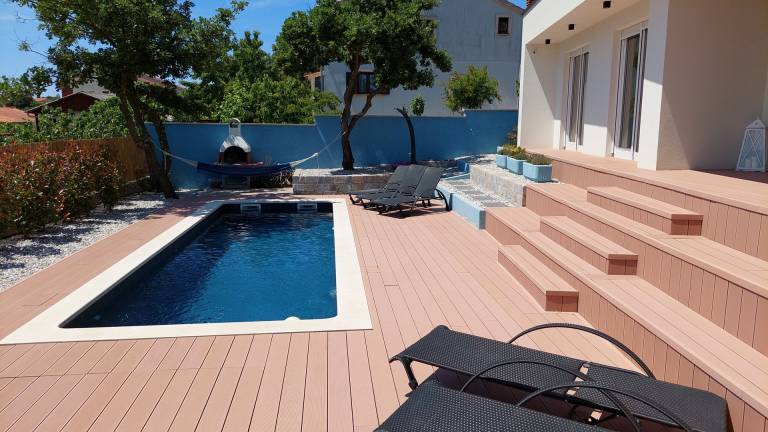 Villa with sauna, yard & private pool | Pool view — photo 2