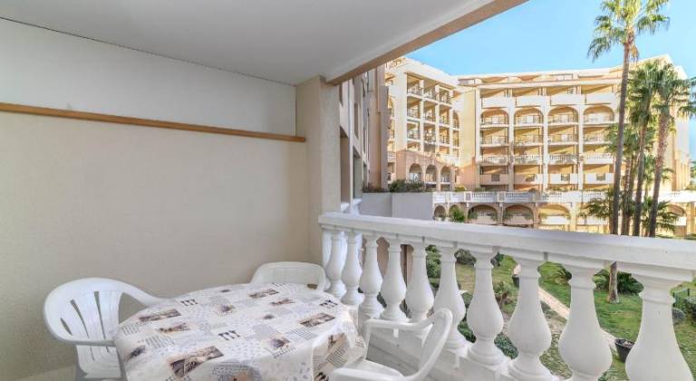 Pleasant holiday apartment with private pool, terrace & garden | Close to the beach | Pets allowed — photo 4