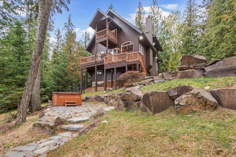 Cabin Sagle