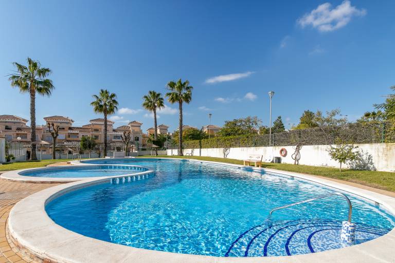 Holiday Home 'Casa Susan' with Pool, Wi-Fi & Garden — photo 3