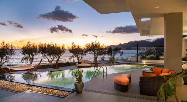 Seafront Luxury Moonlight Villa in South East Crete with Breathtaking Views — photo 3